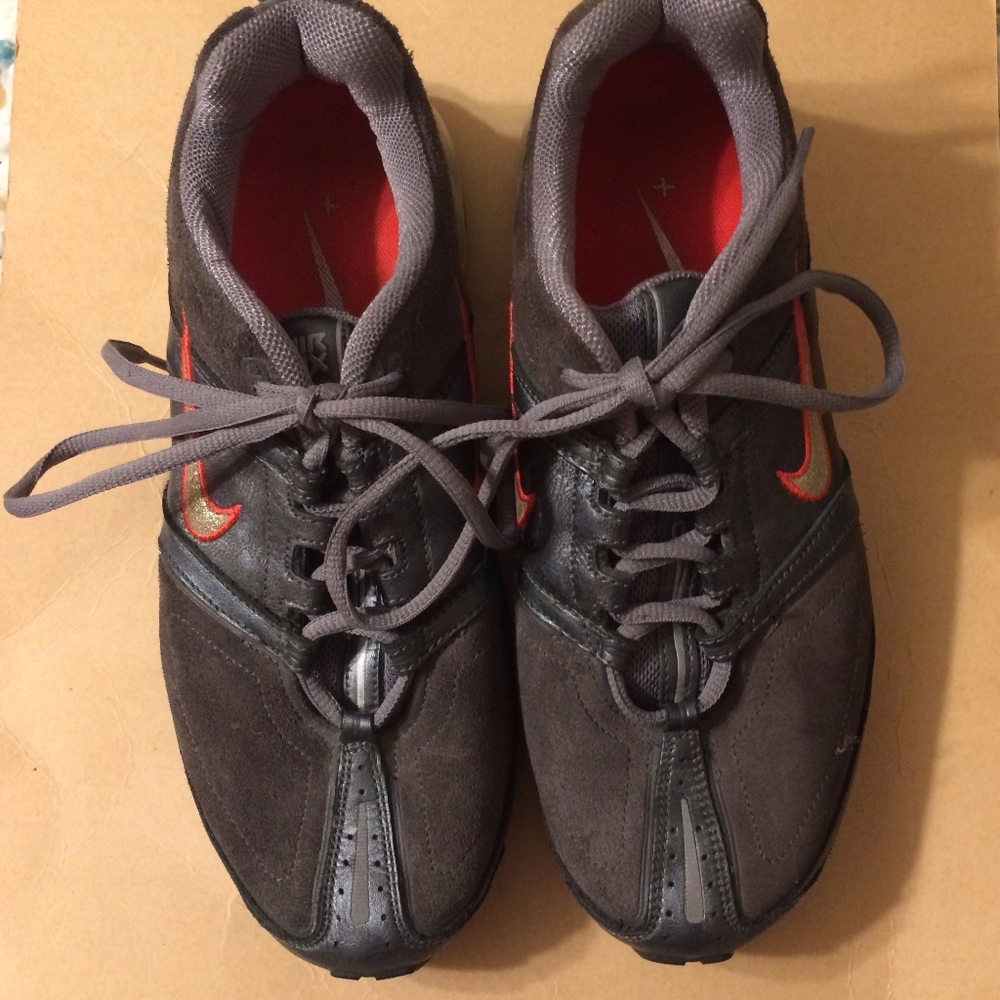 Nike Air Max 180 Running Shoes